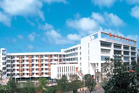 湖南科技职业学院 长沙职业技术学院,花开绚丽,青春激越