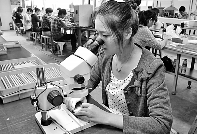 来,到“学习工厂”体验产教融合的新型学习